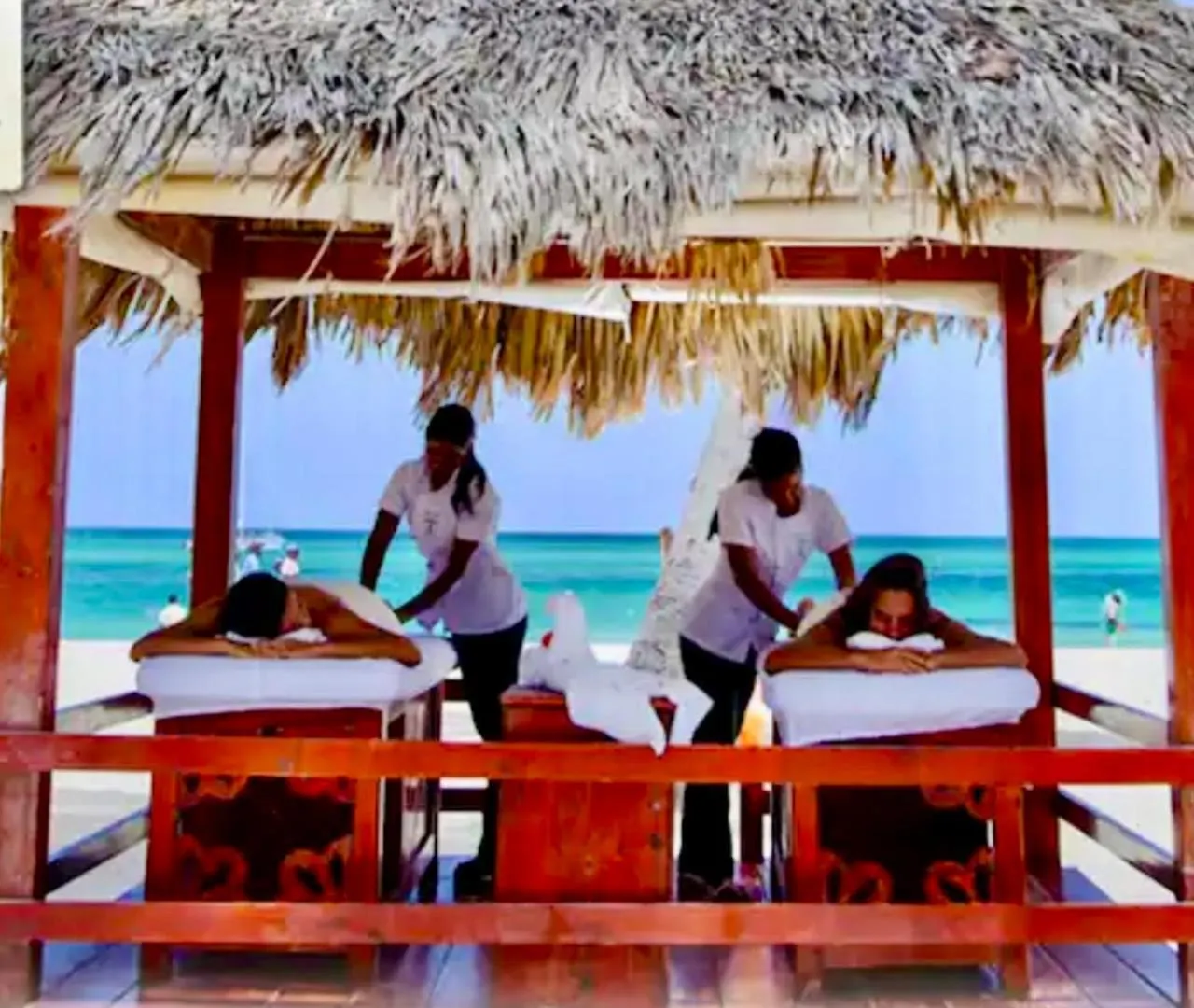 Apartment Central In Punta Cana Beach Life Rd